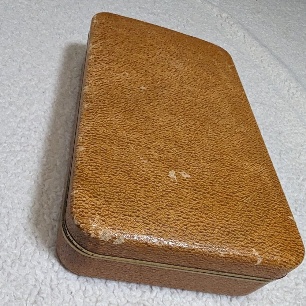 Women's jewelry clutch